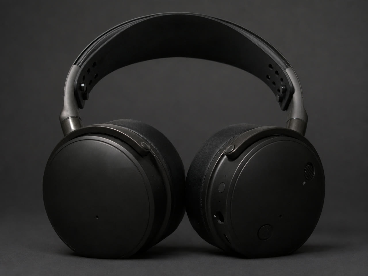 Audeze Maxwell Review: Audiophile Sound Wearing a Gaming Headset