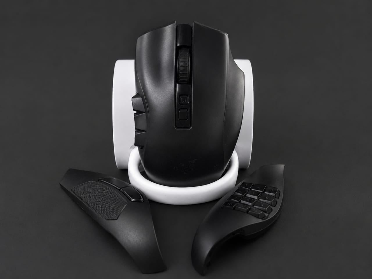 Razer Naga V2 Pro Review: Three Mice in One